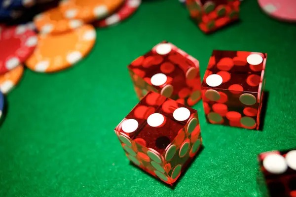 result ttm mobile app interface showing live casino games and sportsbook options